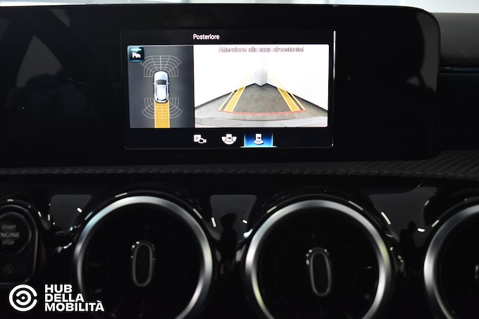 MERCEDES-BENZ A 180 d Automatic Business Extra